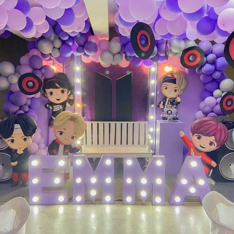 BTS themed Party Ideas for birthdays Bts Themed Birthday Party, Bt21 Birthday Party Ideas, Bts Party Ideas Decoration, Kpop Party Ideas, Kpop Themed Birthday Party, Bts Birthday Party Ideas, Bts Party, Bts Cake, Bts Birthdays