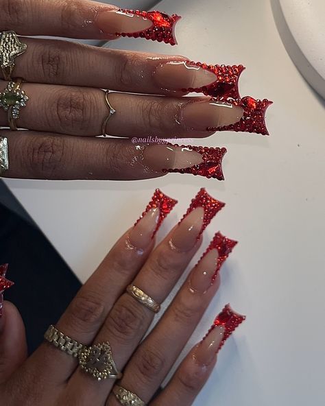 THE nail tech 💋💅🏼💕 #losangeles #losangelesnails #losangelesnailtech #nailtech #nailtechnician #nailtechproblems #nailsnailsnails #nail #nailart #nails2inspire Red And Black Birthday Nails, Red Junk Nails, Girl Nails Ideas, Red Birthday Nails, Ratchet Nails, Red Bottom Nails, Duck Nails, Girl Nails, Dance Inspiration