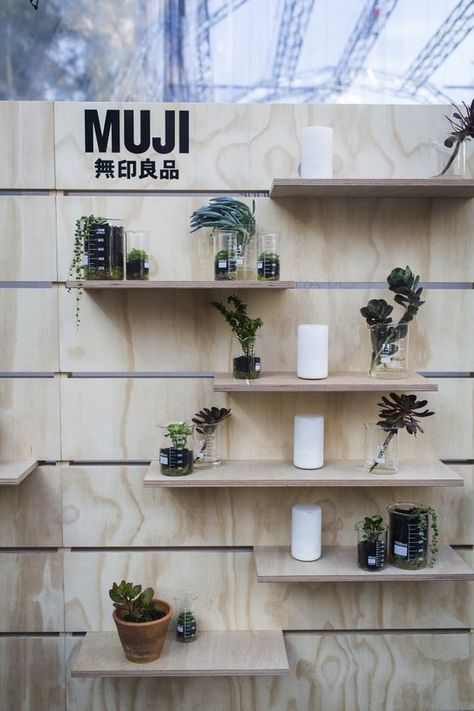 Plywood Shelving, Spring Fashion Week, Flexible Display, Plywood Projects, Fair Display, Tasmanian Oak, Craft Fair Displays, Stall Designs, Shop Fittings