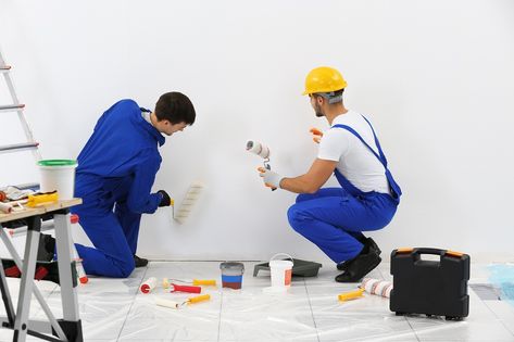 Apartment Painting, Paint Your House, House Painter, Painter And Decorator, Painting Contractors, Professional Paintings, Interior Painting, Painting Services, Interior Paint