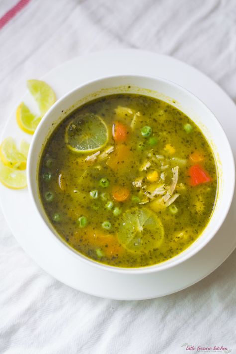 Peruvian Cilantro and Turkey Soup (Aguadito de Cava) #SundaySupper - The Little Ferraro Kitchen Peruvian Dishes, South American Recipes, Peruvian Cuisine, Turkey Soup, Peruvian Recipes, Leftovers Recipes, Delicious Soup, Chicken Soup, Stew Recipes