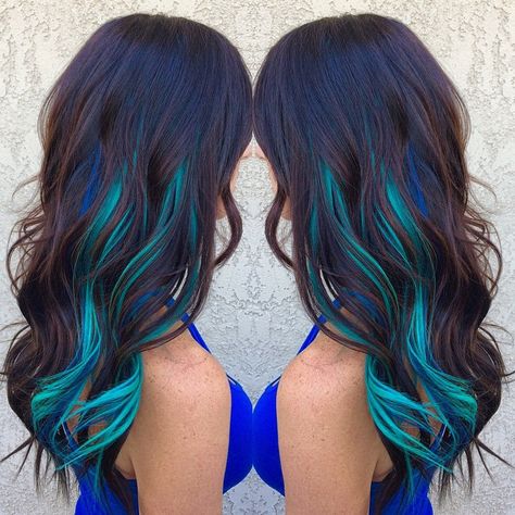 Love the turquoise blue through the dark brown, perfect for summer! Blue Hair Extensions, Blue Brown Hair, Magenta Hair, Funky Hair, 2023 Hair, Hair Color Streaks, Bright Hair Colors, Human Hair Clip Ins, Bright Hair