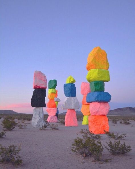 Ugo Rondinone, Seven Magic Mountains, Neon Museum, Artistic Installation, Vegas Trip, Pool Bar, Mountain Art, Sculpture Installation, Modern Sculpture