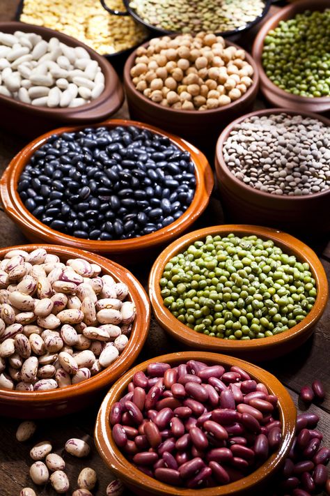 Legumes B12 Foods Vegetarian, Vitamin B12 Foods, B12 Rich Foods, B12 Foods, Zinc Rich Foods, Vegetarian Foods, Good Sources Of Protein, Food Combining, Healthy Energy