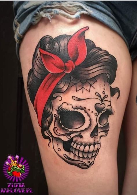 Traditional Sugar Skull Tattoo, Girl Skull Tattoo, Pretty Skull Tattoos, Girly Skull Tattoos, Mexican Skull Tattoos, Tattoo Crane, Candy Skull Tattoo, Girly Skull, Feminine Skull Tattoos