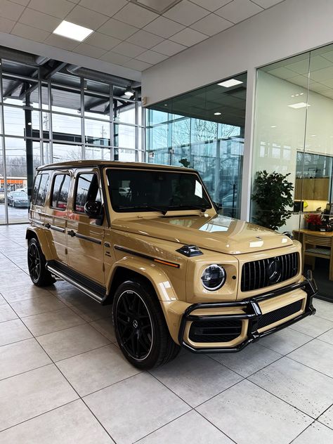 G Wagon Beige, G Wagon Colors, G Wagon Interior, Car Colours, Mercedes G63, Gold Phone, Dream Cars Mercedes, Mercedes G Wagon, G63 Amg