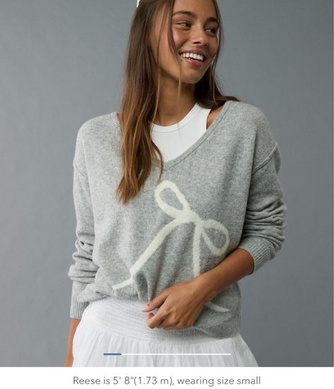 AE Whoa So Soft V-Neck Sweater curated on LTK Balloon Sleeve Cardigan, Lounge Outfits, Bow Fashion, Bodycon Sweater, Trendy Sweaters, American Eagle Sweater, Crochet Halter Tops, Stockholm Fashion, Fall Fits