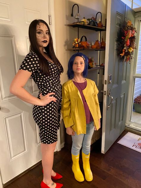 Halloween costumes Coraline And Other Mother Costume, Coraline Family Costume, Coraline Mom Costume, Other Mother Halloween Costume, Other Mother Coraline Costume, Other Mother Costume, Mommy Costumes, Coraline Halloween Costume, Other Mother Coraline