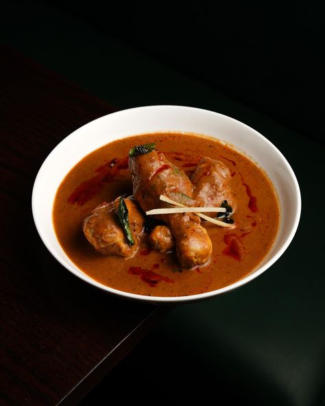 Swadish - MANGLOREAN KORRI GASSI Chicken legs, red... Chicken Legs, Garlic, Coconut, Chicken, Red