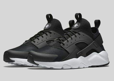 URH NIKE noire.et blanc Nike Air Huarache Ultra, Nike Air Flight, Sneaker Magazine, Huarache Run, Baskets Nike, Nike Air Huarache, Air Huarache, Nike Roshe, Borussia Dortmund