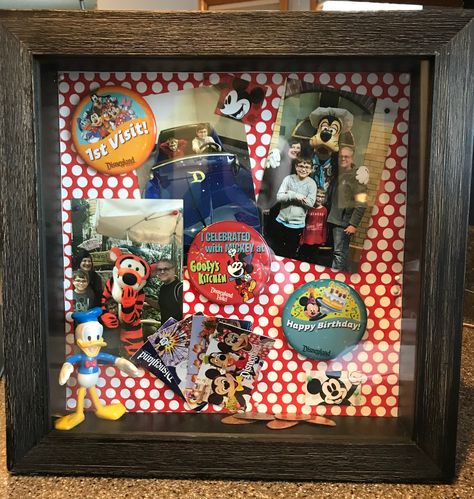 Disney Vacation Shadow Box Disney Cruise Shadow Box Ideas, Disney Shadow Box Ideas Diy, Disney Shadow Box Ideas, Disneyland Shadow Box Ideas, Trip Shadow Box Ideas, Disney Vacation Shadow Box Ideas, Mickey Ears Display Shadow Box, Disney Shadow Box, Scrapbook Shadow Box