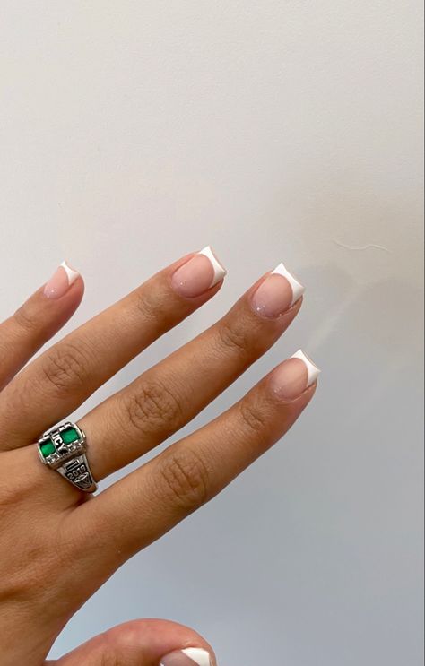 Squared French Tip Acrylic Nails Short, White French Tip Overlay, Shirt Acrylic Nails French Tip, Simple Pretty Short Nails, White French Tip Square Nails Short, Short White French Tips With Design, French Nail Square Short, Acrylic Overlay Nails French Tip, Small Short Square Nails