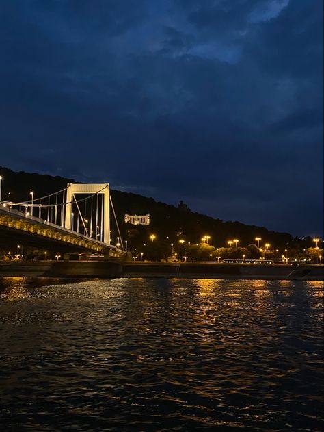 budapest at night Budapest Night Aesthetic, Budapest At Night, Fake Streaks, Dream Travel Destinations, George Washington Bridge, Night Aesthetic, Vintage Aesthetic, Travel Dreams, Pretty Pictures