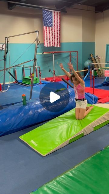 Flippin’ Out Gymnastics on Instagram: "Round off backhandspring workshop with silver team! #roundoffbackhandspring #backhandsprings #backhandspringdrills #gymnastics #gymnasticsdrills" Round Off Back Handspring Drills, Backhandspring Drills, Back Handspring Drills, Tumbling Drills, Gymnastics Lessons, Gymnastics Drills, Gymnastics Floor, Tumbling Gymnastics, Back Handspring