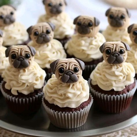 𝐏𝐔𝐆 𝐃𝐎𝐆 𝐖𝐎𝐑𝐋𝐃 | 😍 - Follow @pugdogworld.12 Follow @pugdogworld.12 Follow @pugdogworld.12 - For pugs stuff check my bio link👉@pugdogworld.12 | Instagram Pug Cupcakes, Puppy Cupcakes, Dog World, October 25, Dogs Of The World, Pug Dog, Cake Art, Pug, Healthy Snacks