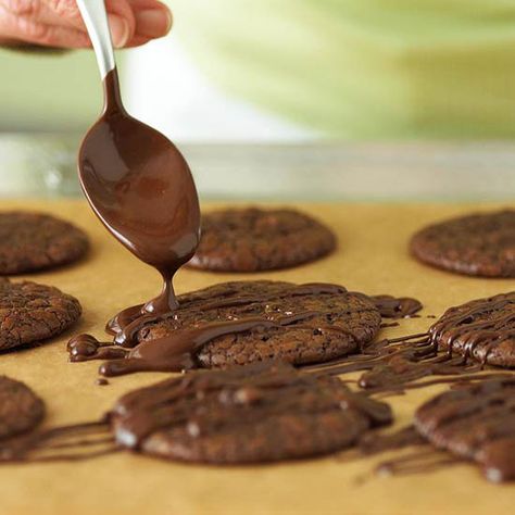 Triple-Chocolate Cookies from the Better Homes and Gardens Must-Have Recipes App Chocolate Glaze Recipes, Triple Chocolate Cookies, Chocolate Powder, Chocolate Cookie Recipes, Unsweetened Chocolate, Chocolate Dessert Recipes, Melted Chocolate, Chocolate Drizzle, Triple Chocolate