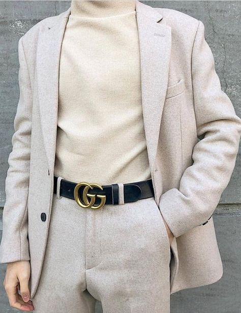 ⋆.*ೃ✧ 𝐩𝐢𝐧𝐭𝐫𝐞𝐬𝐭; @𝐣𝐨𝐨𝐧𝐢𝐞𝐬𝐥𝐚𝐟𝐟 Trendy Dress Styles, White Turtle Neck, Mens Fashion Streetwear, Stylish Mens Outfits, Streetwear Men Outfits, Gucci Belt, Fashion Mode, Mode Inspiration, Mens Streetwear