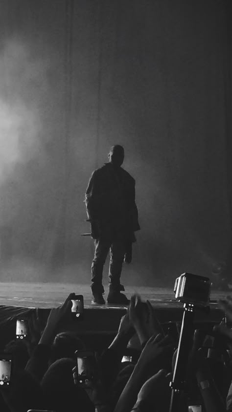 Iphone Wallpaper Kanye, Funny Kanye, Kanye West Funny, Kanye West Wallpaper, Moto Wallpapers, 4k Wallpaper Iphone, Funny Morning Pictures, Scene Background, Iphone 6 Wallpaper