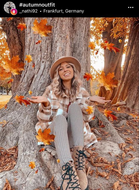 Ugc Content Creator, Ugc Content, Fall Orange, Pretty Leaf, Fall Booties, Orange Leaf, Brown Booties, Claw Clips, Warm Sweaters