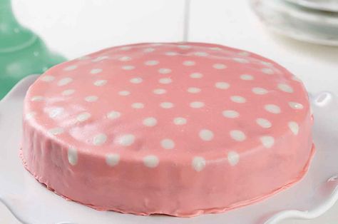 Poured Fondant Icing | King Arthur Flour Fondant Icing Recipe, Saturday Baking, Frosting Decorating, Poured Fondant, Cupcake Fondant, Fondant Creations, Lemon Buttercream Frosting, Icing Recipes, Cookie Decoration