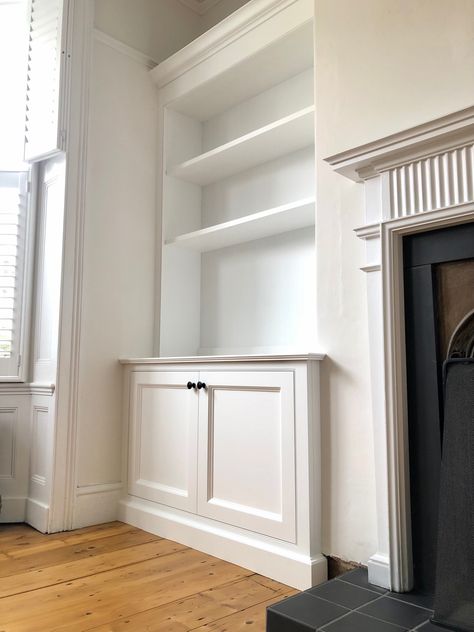 Book Case Next To Fireplace, Fireplace Alcove Ideas, Alcove Bookshelves, Empty Fireplace Ideas, Lounge Storage, Alcove Ideas Living Room, Living Room Cupboards, Living Room Shelving, Alcove Cabinets