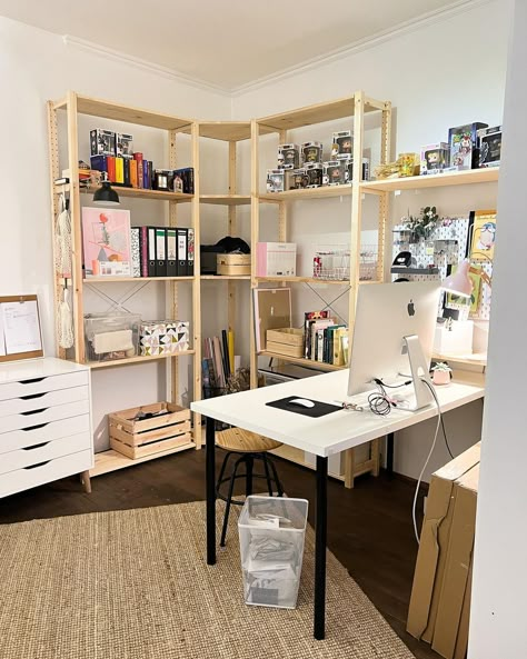 Art Studio Inspo Small Spaces, Fiber Art Studio Organization, Home Office Art Studio Small Spaces, Home Studio Organization, Small Art Studio Design, Kallax Art Studio, Small Art Studio Layout, Small Business Home Studio, Art Studio Room Ideas Small Spaces Apartment