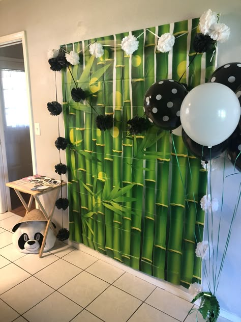 Panda Themed Birthday Party, Panda Party Ideas, Kung Fu Panda Party Ideas, Panda Balloon Decoration, Kung Fu Panda Birthday Party Decorations, Panda Party Decorations, Kung Fu Panda Birthday Party, Kung Fu Panda Party Decoration, Kung Fu Panda Decorations