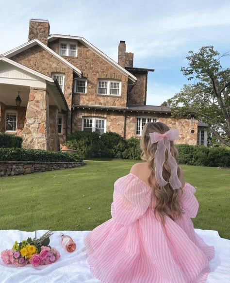 Romantic Princess Aesthetic, Princess Picnic Aesthetic, Baddie Princess Aesthetic, Pink Princess Aesthetic Outfit, Preppy Princess Aesthetic, Sweet Girl Aesthetic Outfit, Castle Aesthetic Outfit, Princess Clothes Aesthetic, Cute Princess Aesthetic