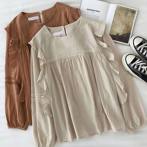 Blouse Korea, Blouse Korean Style, Korean Blouse, Modest Casual Outfits, Outfit Korean Style, Blouse Casual Fashion, Modesty Outfits, Kids Dress Wear, Stylish Short Dresses