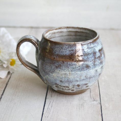 Pottery Tea Cup Ideas, Mug Wheel Thrown, Hand Thrown Pottery Mugs, Speckled Glaze Pottery, Hand Thrown Mug, Wheel Thrown Mug Ideas, Wheel Thrown Cups, Pottery Mugs Wheel Thrown, Pottery Wheel Mug