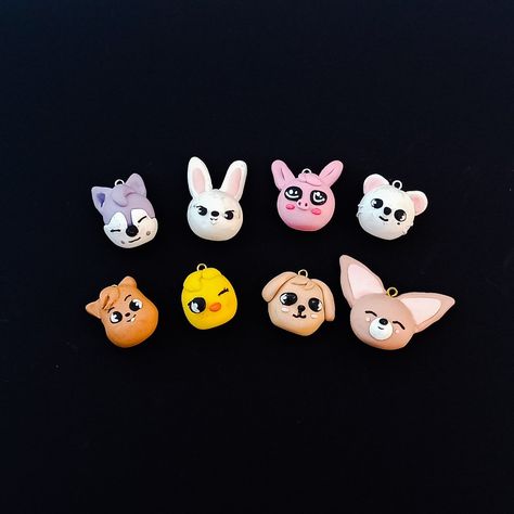 Polymer clay skzoo characters Clay Kpop Ideas, Stray Kids Clay Art, Skzoo Clay Art, Skz Clay Art, Kpop Clay Ideas, Kpop Clay Art, Bt21 Clay Art, Bts Clay Art, Cute Polymer Clay Animals