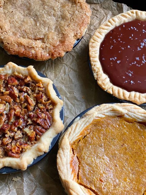 Thanksgiving Mini Pie Quartet Mini Pies In Mini Pie Tins, One Pan Mini Thanksgiving Pies, 5 Inch Pies, Pie Tart Recipe, Small Pie Recipes, Mini Chess Pies, Mini Thanksgiving Pies, Mini Pies Recipes, Small Pecan Pies