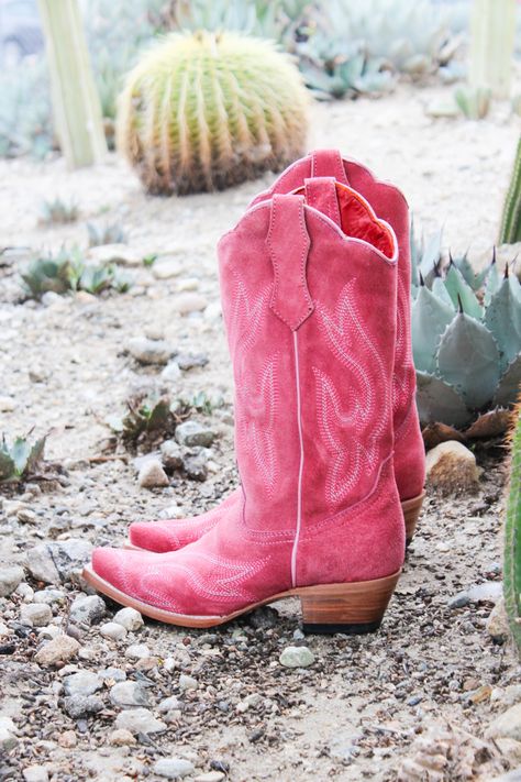 Pinky Tuscadero cowboy boots Pink Cowgirl Boots Aesthetic, Women’s Cowboy Boots, Pink Cowboy Boots Outfit, Hot Pink Cowboy Boots, Trendy Cowgirl Boots, Pinky Tuscadero, Cowgirl Boots Pink, Cute Cowboy Boots, Womens Cowboy Boots