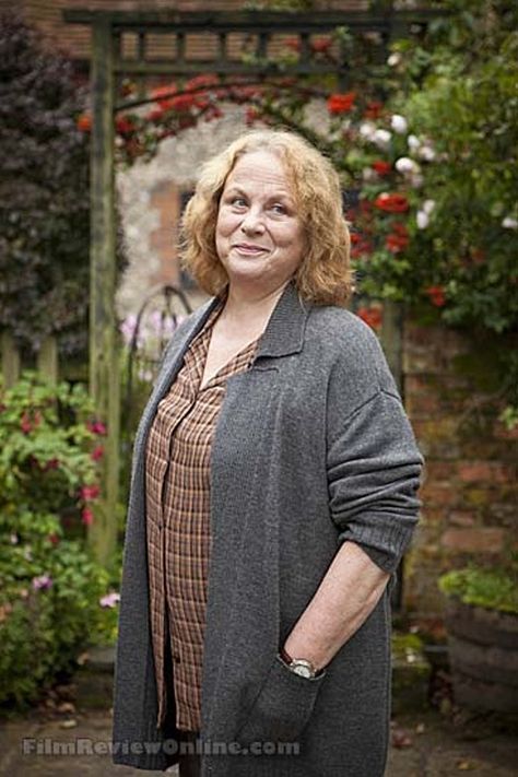 Pam Ferris Pam Ferris, Felicity Kendal, British Mysteries, Full Life, British Tv, Village Life, Favorite Actors, Interesting Faces, Stephen King