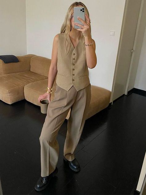 Beige Waistcoat Outfit, Beige Waistcoat, Waistcoat Outfit, Boiler Suit, French Brands, Fashion People, Oversized Blazer, Summer Trends, Hooded Sweater