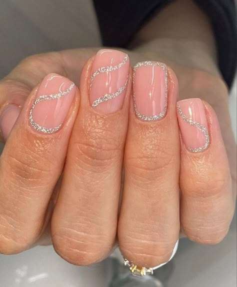 Silver Sparkly Nails, Simple Nails Design, Classy Almond Nails, Hoco Nails, Silver Nail Designs, Squoval Nails, Short Gel Nails, Formal Nails, White Glitter Nails