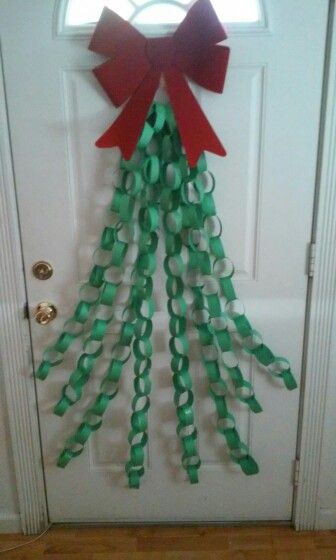 How To Decorate A Classroom For Christmas, Xmas Display Ideas, Wall Decor For Christmas Diy, Diy Classroom Christmas Tree, Door Decoration Christmas Classroom, Christmas Kindergarten Decorations, Easy Indoor Christmas Decorations, Christmas Tree Door Decorating Contest, Christmas Themes For Kids