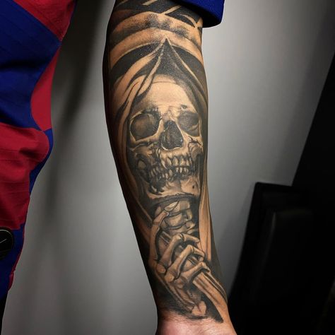 Healed Grim reaper tattoo on male forearm cool tattoos for men sleeve tattoo forearm tattoo Reaper Arm Tattoo, Black Crow Tattoos, Crow Tattoos, Hand Tatto, Tattoos For Black Women, Grim Reaper Tattoo, Army Tattoos, Inner Arm Tattoo, Christian Sleeve Tattoo