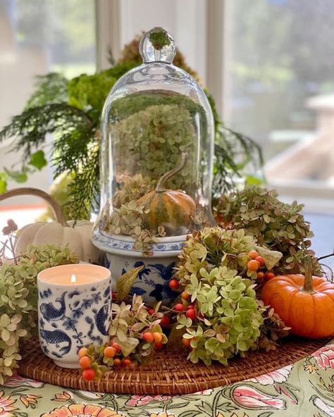 Cloche Decor, Victoria Magazine, Autumn Theme, Chinoiserie, Tablescapes, Chic Style, Fall Decor, Table Top, Table Decorations