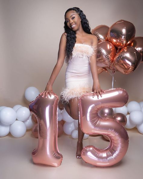 15th Photoshoot Ideas, 15 Birthday Photoshoot Ideas, 15th Birthday Outfit, 15th Birthday Outfit Ideas, 15th Birthday Photoshoot Ideas, Birthday Outfit Dress, Sweet 16 Pictures, 15th Birthday Party Ideas, Sweet 16 Outfits