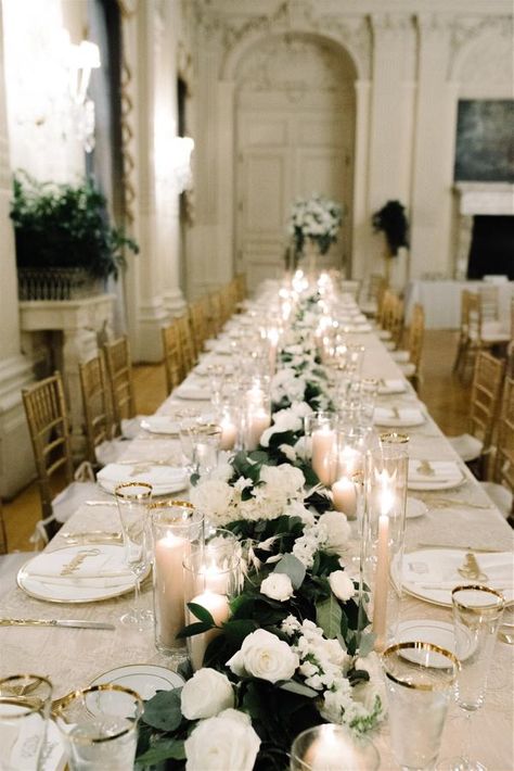 Katie of The DC Darlings’ Glamorous Rosecliff Mansion Wedding Clean Modern Wedding Aesthetic, Rosecliff Mansion Wedding, Modern Glam Wedding, Classic Wedding Themes, Rosecliff Mansion, Elegant Wedding Themes, Modern Wedding Venue, Elegant Wedding Inspiration, Mega Mansions