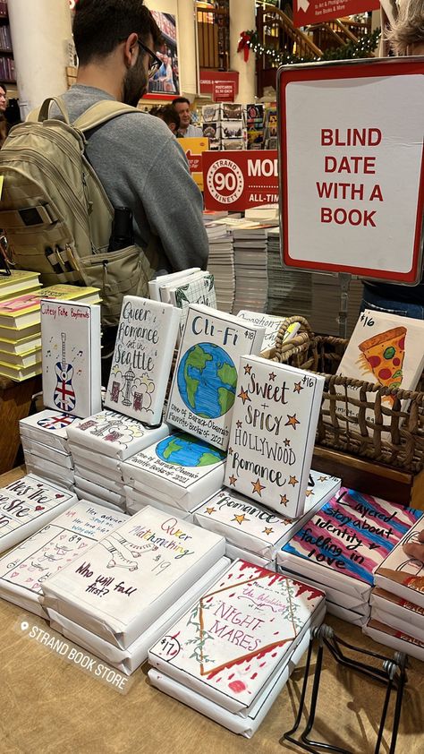 strand book store @ broadway blind date w/ a book 📚 Stores Aesthetic, Bookshop Ideas, Bookstore Design, Blind Date With A Book, Date With A Book, Book Exchange, Dream Library, Book Bar, Book Cafe