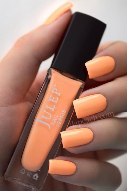 Ongles Gel French, Orange Nail Art, Popular Nail Colors, Peach Nails, Nail Polish Trends, Best Nail Polish, Popular Nails, Summer Nails Colors, Neon Nails