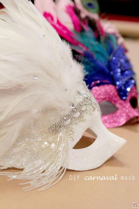 Mardi Gras Mask Decorating Ideas, How To Make Masquerade Masks Diy, Carnaval Mask, Diy Carnaval, Masquerade Ideas, Masquerade Mask Diy, Diy Carnival, Diy Halloween Costumes For Women, Mardi Gras Costumes