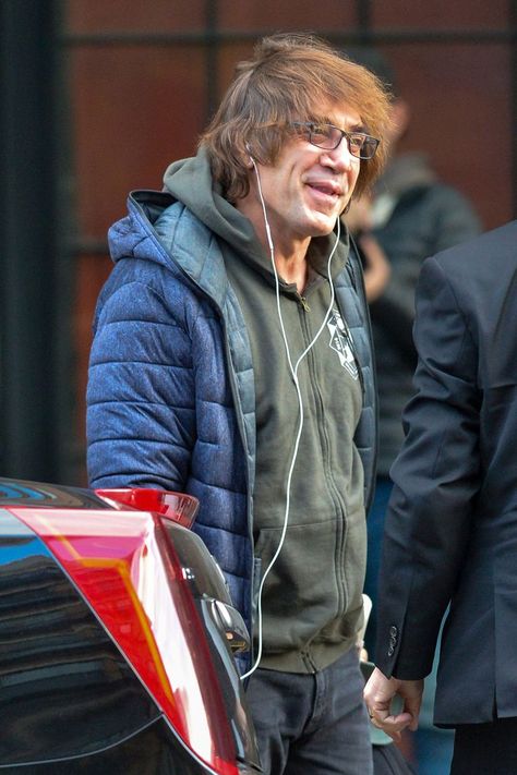 Javier Bardem, Celeb Crush, Gender Envy, Diy Book, Present Day, Boyfriend Material, Manhattan, Hollywood, Leather Jacket