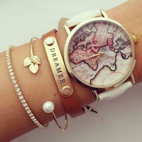 Map Watch, Clothes Ideas, Pretty Jewellery, Bling Bling, Cute Jewelry, Vintage Watches, Women's Jewelry, Stranger Things, Birkenstock