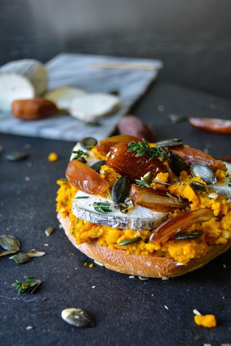 Pumpkin Pesto, Date and Ripe Chèvre Sandwich — Meike Peters | eat in my kitchen Autumn Sandwiches, Colourful Pumpkins, Salad Cakes, Pumpkin Burger, Pumpkin Pesto, Vegetarian Sandwich, Gourmet Burgers, James Beard, A Squirrel