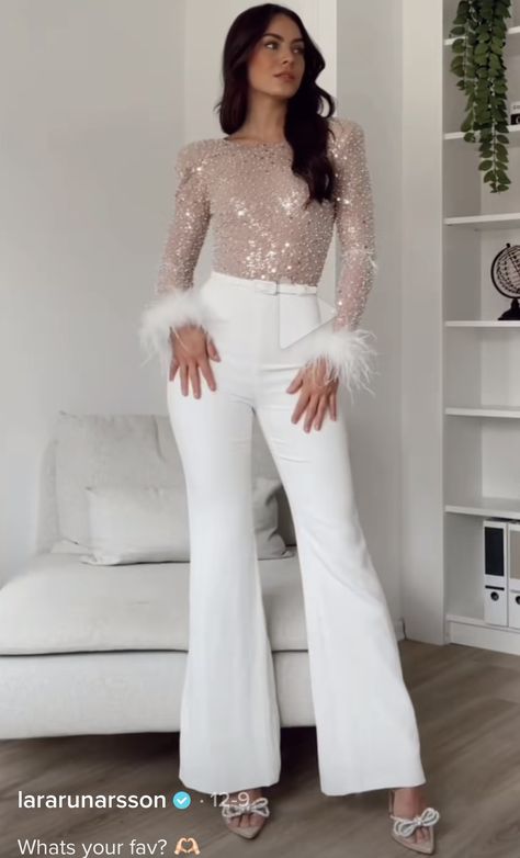 Sparkly White Outfit, Winter Hens Party Outfit, Bachlorette Outfit Ideas Bride Winter, White Jumpsuit Outfit, Bachlorette Outfit, Reception Outfit For Bride, Engagement Party Attire, Engagement Party Outfit, Outfits Juvenil