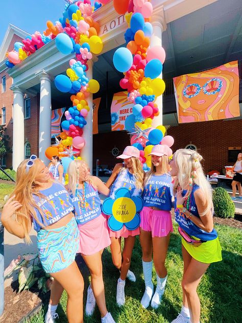 Cute Bid Day Themes, Starlight Preppy, Unique Bid Day Themes, Theta Bid Day, Sorority Bid Day Themes, Bid Day Ideas, Sorority Work Week, Sorority Themes, Preppy Pfp