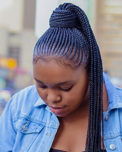 Corn Row Braided Ponytail Hairstyles, High Ponytail Cornrows Black Women, Corn Row Ponytail Black Women, Ghana Weaving Hairstyles 2022, Corn Row Ponytail, Cornrows Updo Ponytail, Straight Up Cornrows Black Women, Cornrows Ponytail Hairstyles, Cornrow Ponytail Hairstyles Black Women